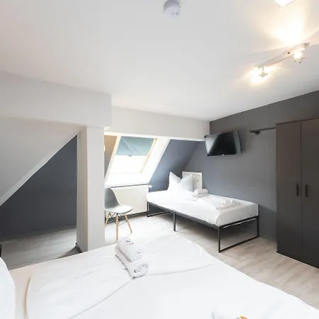 Hotel Astoria Am Urachplatz Stuttgart