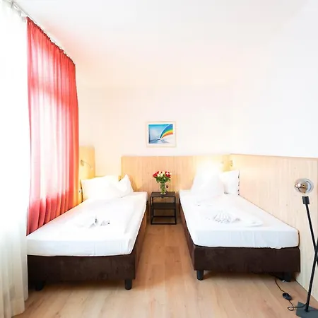 Astoria Am Urachplatz 3* Stuttgart