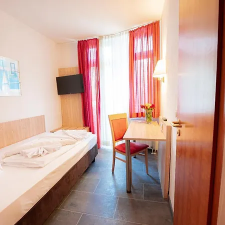 Astoria Am Urachplatz Hotel Stuttgart