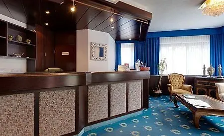 Hotel Astoria Am Urachplatz Stoccarda