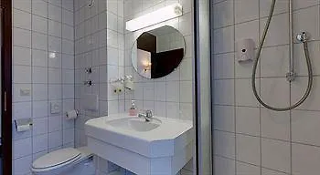 Astoria Am Urachplatz 3* Štutgart