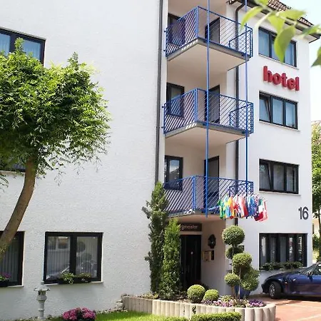 Astoria Am Urachplatz Stuttgart
