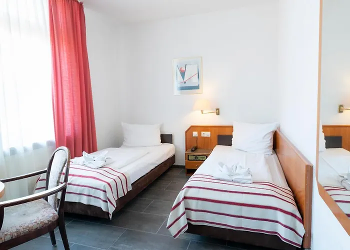 Astoria Am Urachplatz Stuttgart