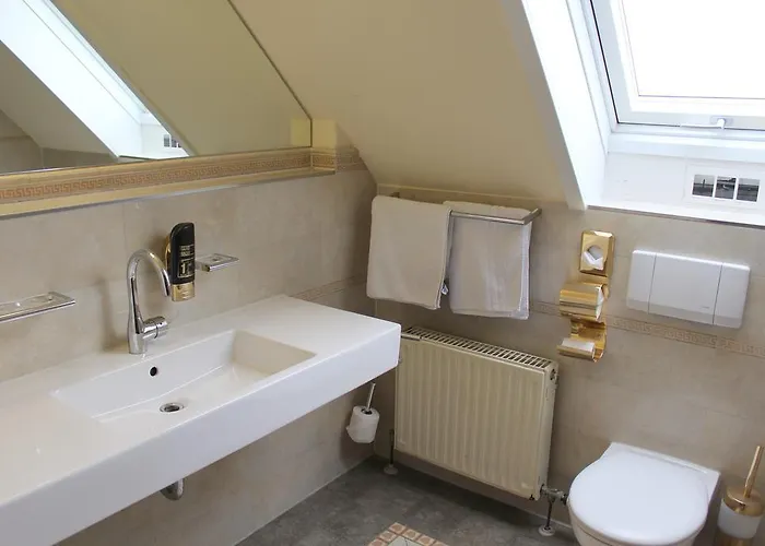 Astoria Am Urachplatz Hotel