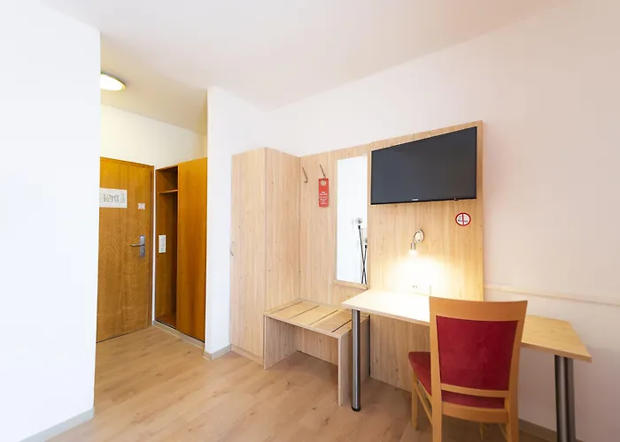 Astoria Am Urachplatz 3* Stuttgart