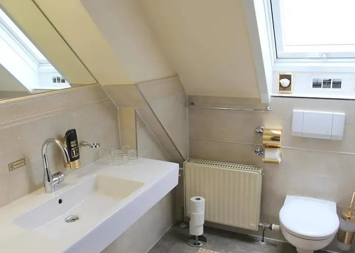 Astoria Am Urachplatz Stuttgart