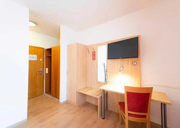 Hotel Astoria Am Urachplatz Stuttgart