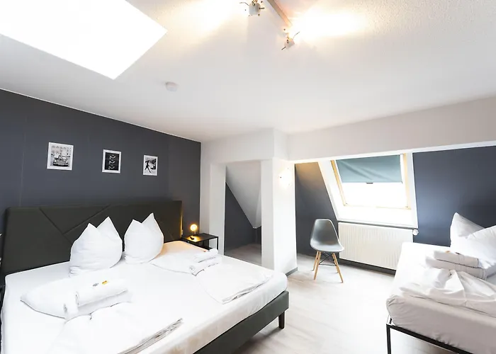 Astoria Am Urachplatz Hotel