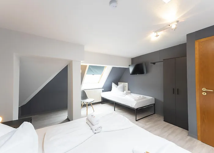 Hotel Astoria Am Urachplatz Stuttgart